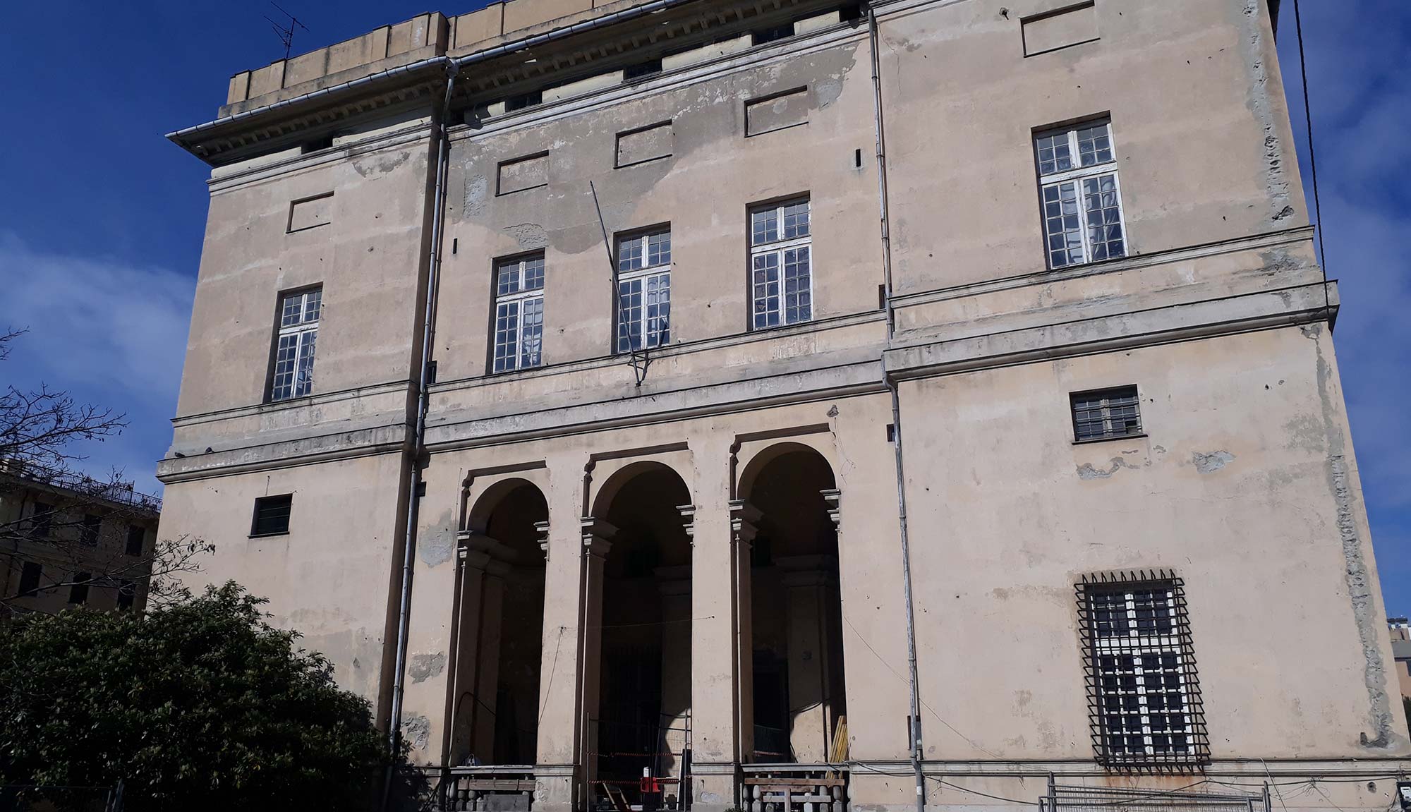 <small>Brownfield</small>Villa Grimaldi La Fortezza