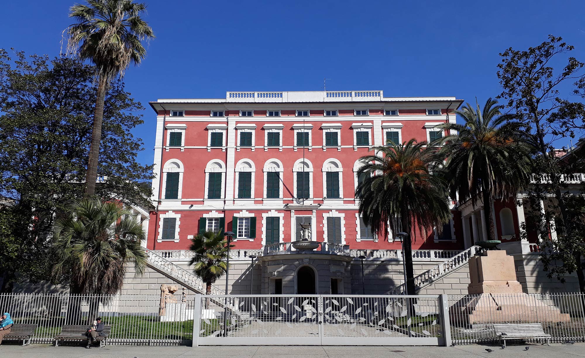 <small>Brownfield</small>Villa Serra