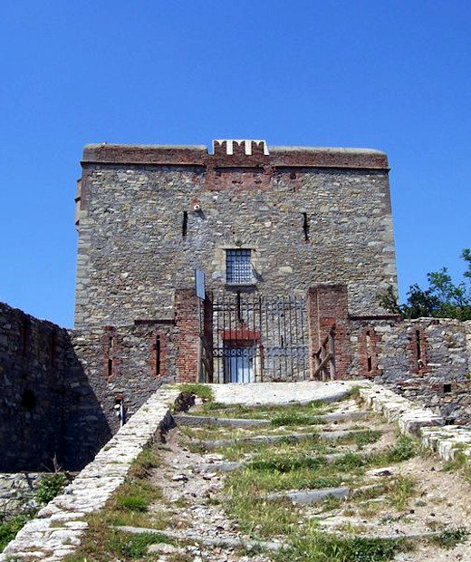 Forte Puὶn